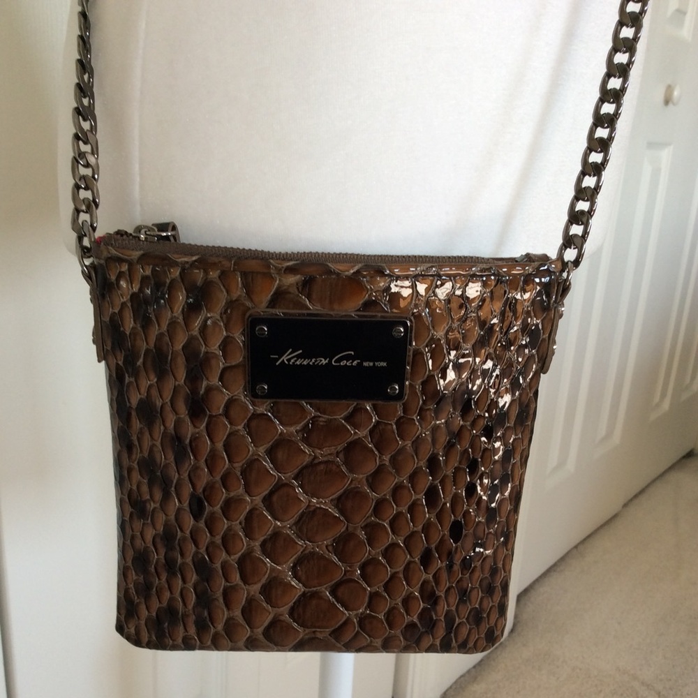 Kenneth Cole Crossbody